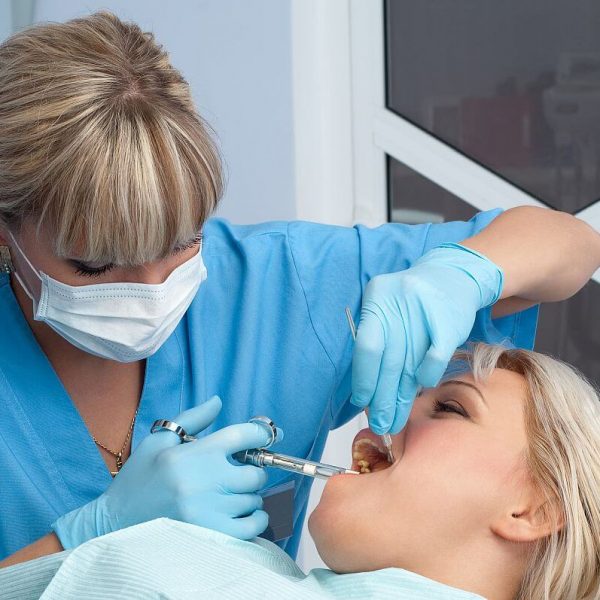 Leczenie kanałowe jako ratunek przed ekstrakcją zęba